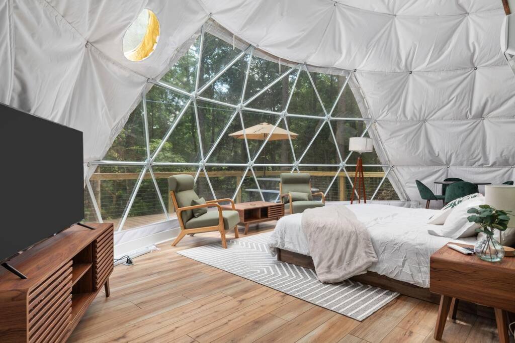 Dream Dome - Romantic Getaway, Hot Tub, Ac, Wifi, National Park 8 Min لوراي المظهر الخارجي الصورة