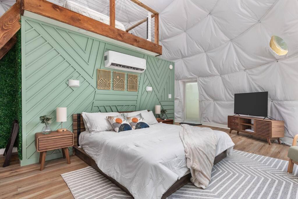 Dream Dome - Romantic Getaway, Hot Tub, Ac, Wifi, National Park 8 Min لوراي المظهر الخارجي الصورة